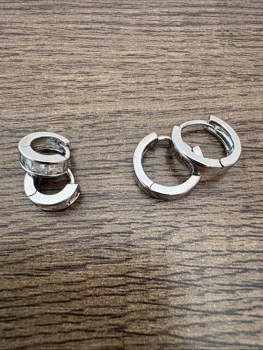 Pretty Bird Silver Huggie Hoop Earrings - Polished Metal 2 Pairs